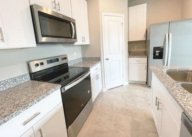1648 Lindley Street, West Palm Beach FL 33407 - West Palm Beach, FL - Photo 3