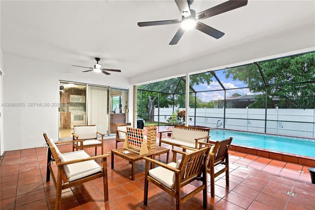 1811 SW 99th Ave, Miami FL 33165 - Miami, FL - Photo 2