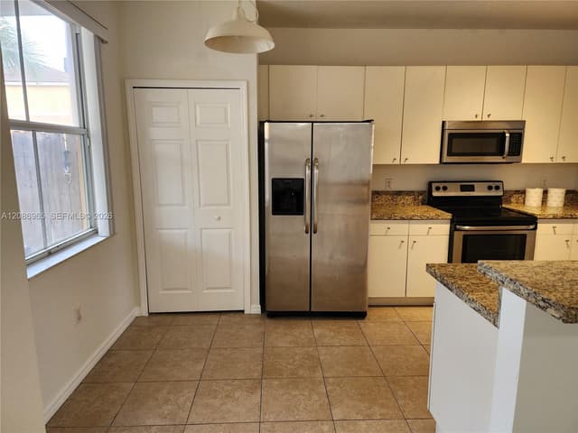 10831 SW 240th Ln, Homestead FL 33032 - Homestead, FL - Photo 7