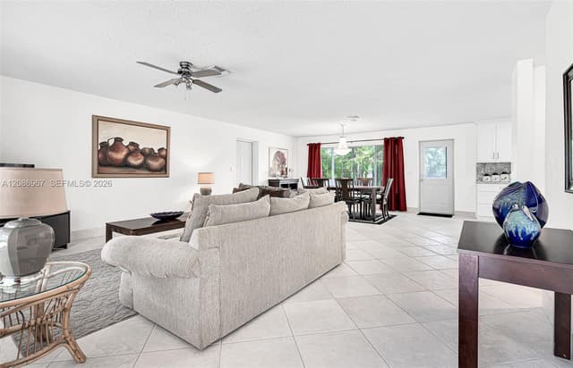 1031 SE 14th Dr, Deerfield Beach FL 33441 - Deerfield Beach, FL - Photo 3