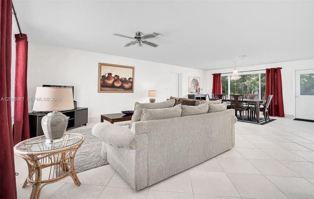 1031 SE 14th Dr, Deerfield Beach FL 33441 - Deerfield Beach, FL - Photo 4
