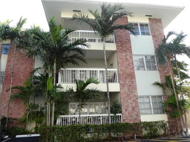 2424 SE 17TH Causeway # 103B, Fort Lauderdale FL 33316 - Fort Lauderdale, FL - Photo 1