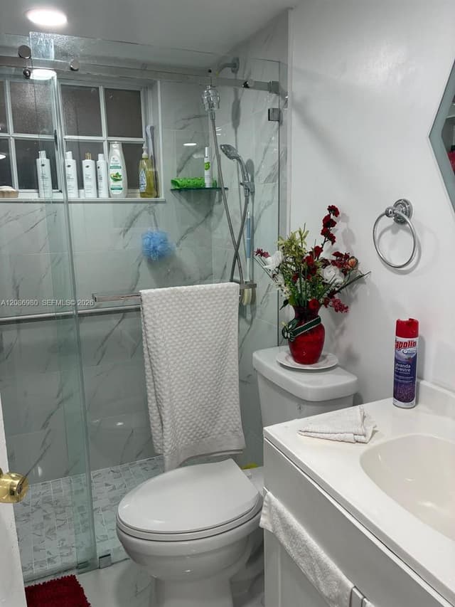 2403 W 76th St # 102, Hialeah FL 33016 - Hialeah, FL - Photo 7