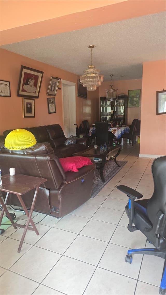 2911 NW 163rd St, Miami Gardens FL 33054 - Miami Gardens, FL - Photo 7