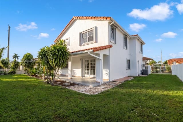 14203 SW 35th St, Miami FL 33175 - Miami, FL - Photo 2