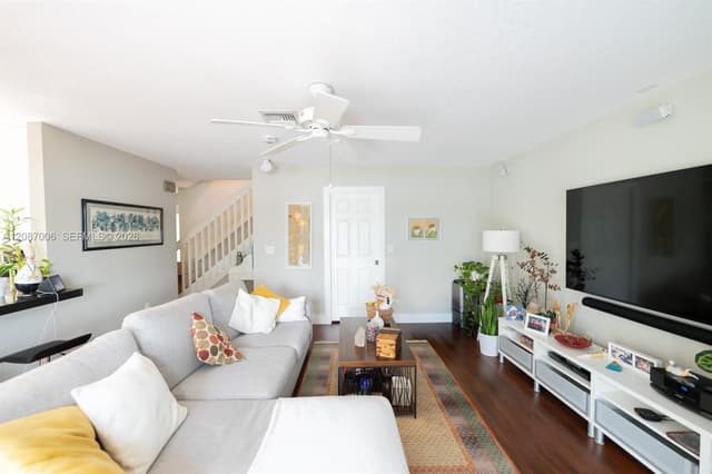 13832 NW 22nd St, Sunrise FL 33323 - Sunrise, FL - Photo 6