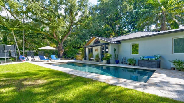 4080 Lybyer Ave, Miami FL 33133 - Miami, FL - Photo 5
