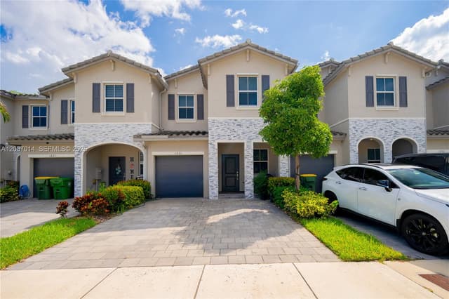 1231 SE 27th Ter, Homestead FL 33035 - Homestead, FL - Photo 2