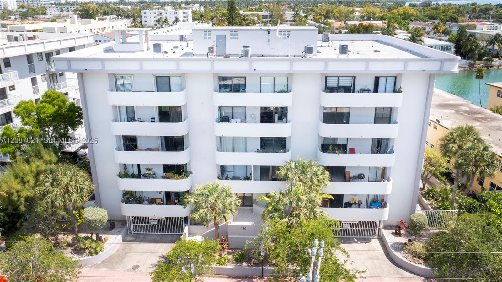 130 S Shore Dr # 2F, Miami Beach FL 33141 - Miami Beach, FL - Photo 1