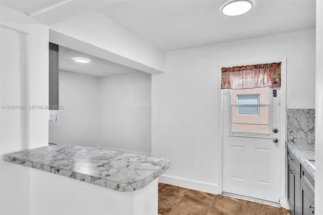 1824 NW 25th Ave, Fort Lauderdale FL 33311 - Fort Lauderdale, FL - Photo 6