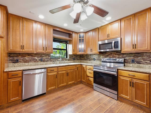 11929 SW 56TH, Cooper City FL 33330 - Cooper City, FL - Photo 5