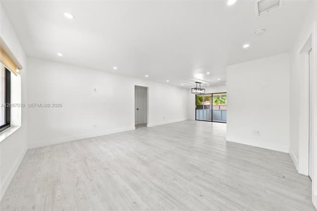 1707 S Curlew Ln, Homestead FL 33035 - Homestead, FL - Photo 6