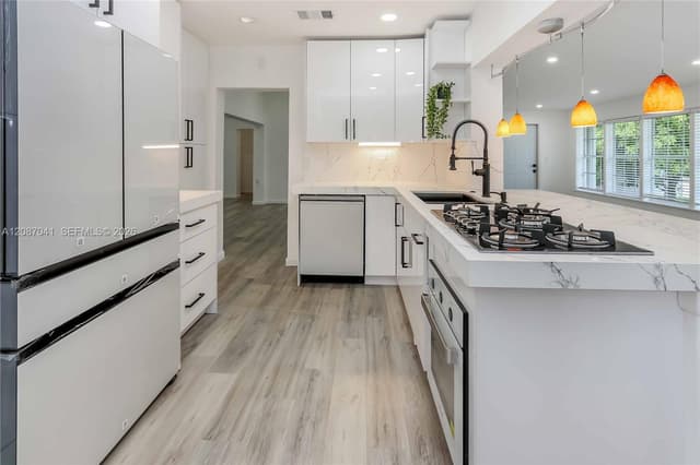 1516 Jefferson St, Hollywood FL 33020 - Hollywood, FL - Photo 3