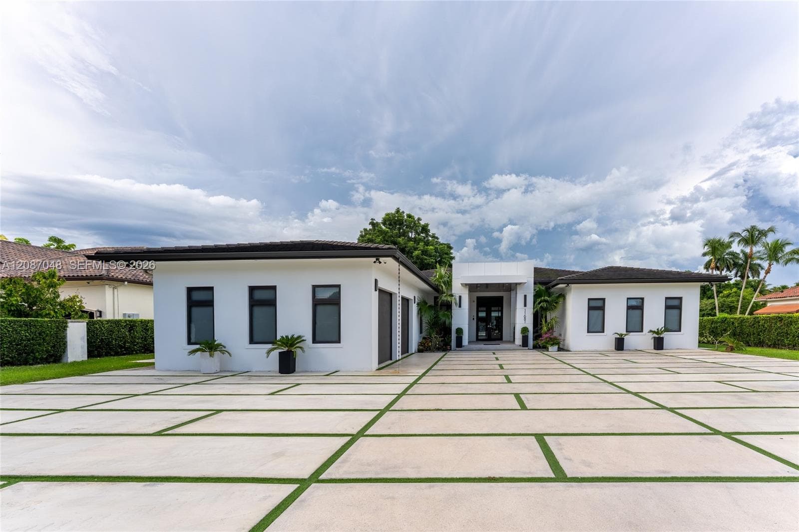 11681 SW 93rd St, Miami FL 33176