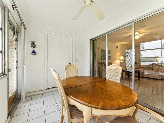 341 A Covered Bridge Boulevard, Lake Worth FL 33467 - Lake Worth, FL - Photo 6