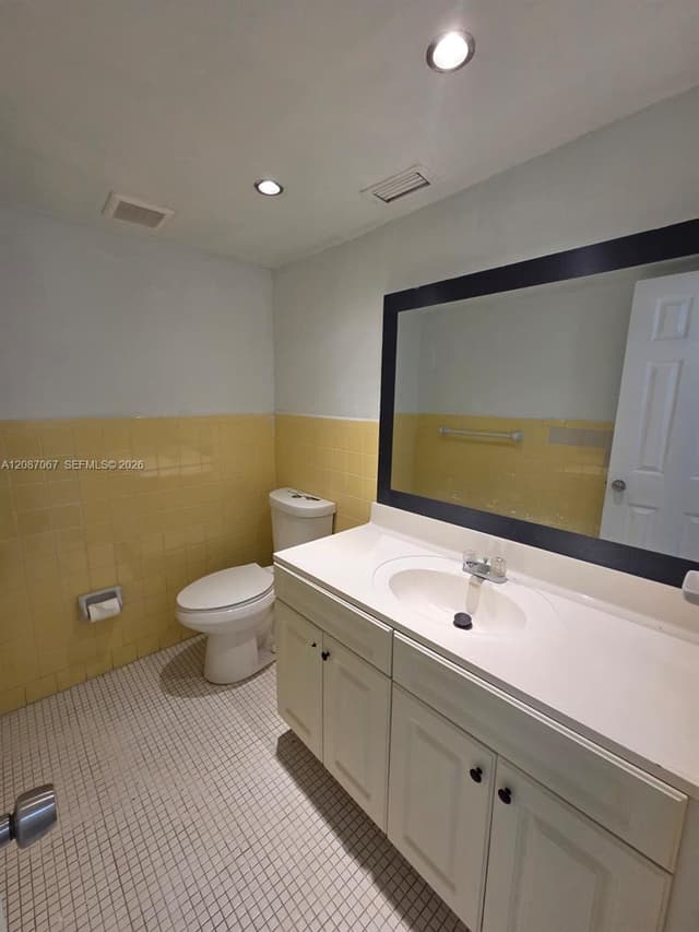 1885 NE 121st St # 8, North Miami FL 33181 - North Miami, FL - Photo 7