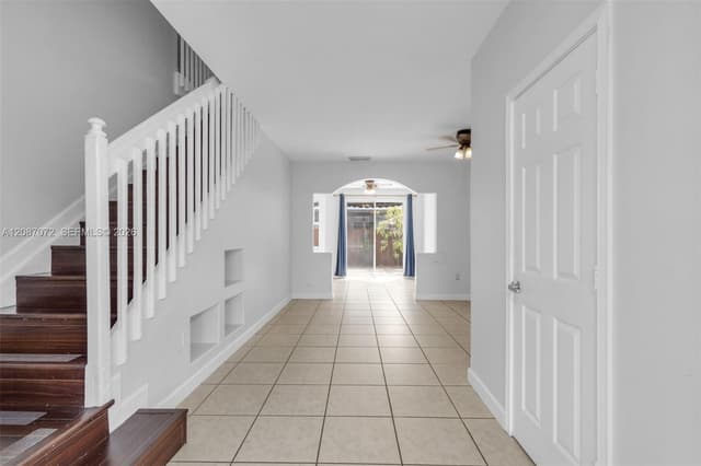 4873 NW 107th Path, Doral FL 33178 - Doral, FL - Photo 4