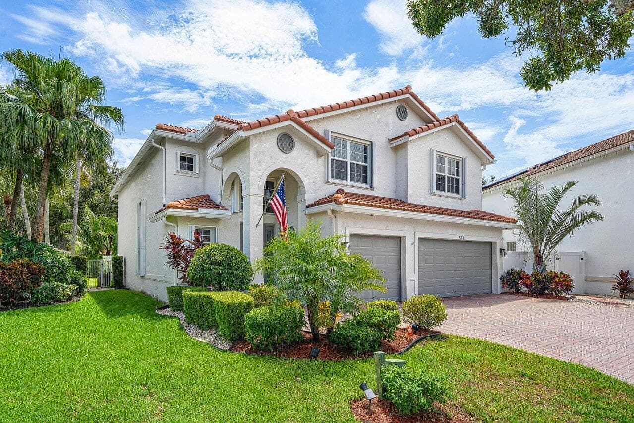 4756 S Classical Boulevard, Delray Beach FL 33445 - Delray Beach, FL - Photo 1