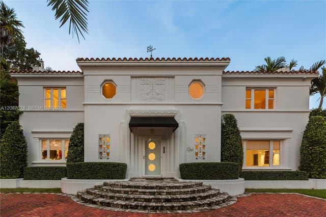 1261 N Greenway Dr, Coral Gables FL 33134 - Coral Gables, FL - Photo 2