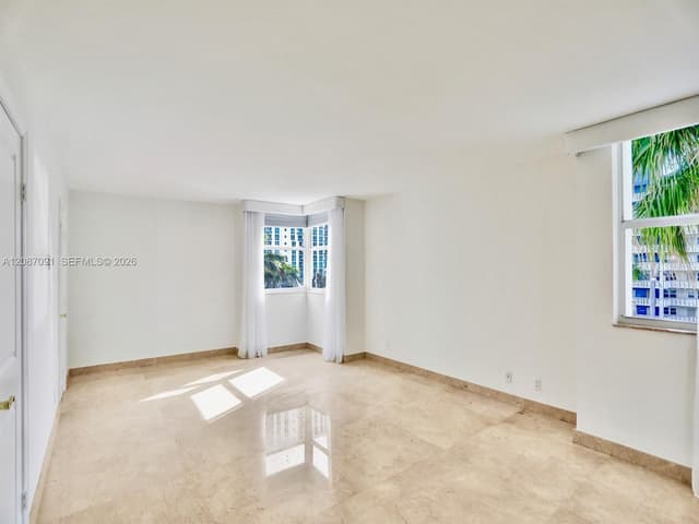 1880 S Ocean Dr # 402, Hallandale Beach FL 33009 - Hallandale Beach, FL - Photo 5