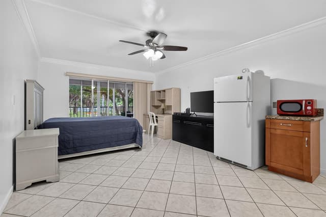 13455 SW 16th Court # 203F, Pembroke Pines FL 33027 - Pembroke Pines, FL - Photo 6