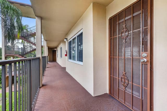 13455 SW 16th Court # 203F, Pembroke Pines FL 33027 - Pembroke Pines, FL - Photo 5
