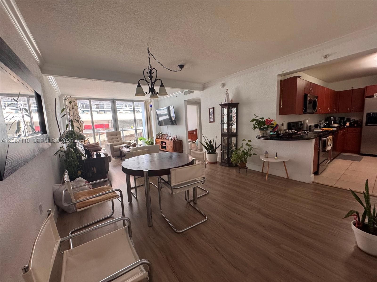 401 69th St # 407, Miami Beach FL 33141 - Miami Beach, FL - Photo 1