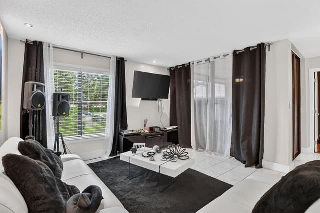 8565 Boca Glades Boulevard W # F, Boca Raton FL 33434 - Boca Raton, FL - Photo 7