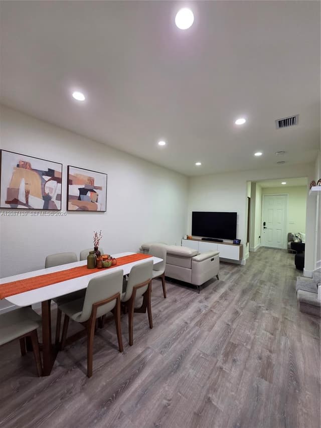 11079 W 32nd Ln, Hialeah FL 33018 - Hialeah, FL - Photo 6