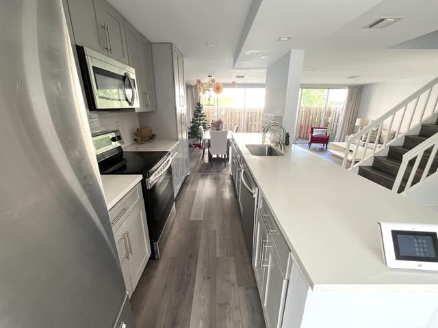 852 NW 81ST Avenue # 3, Plantation FL 33324 - Plantation, FL - Photo 6