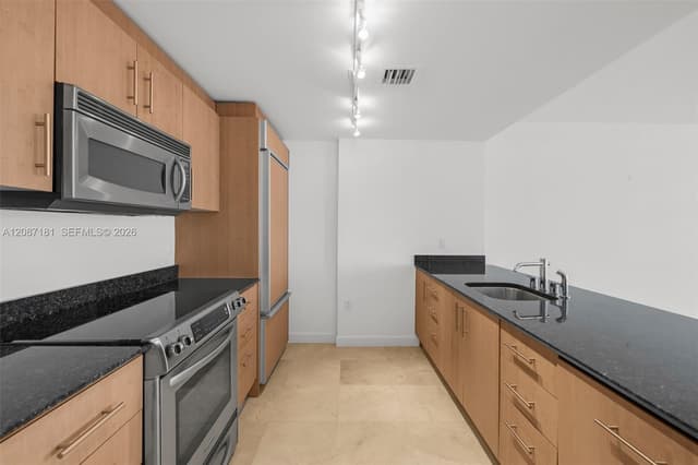 10275 Collins Ave # 1511, Bal Harbour FL 33154 - Bal Harbour, FL - Photo 5