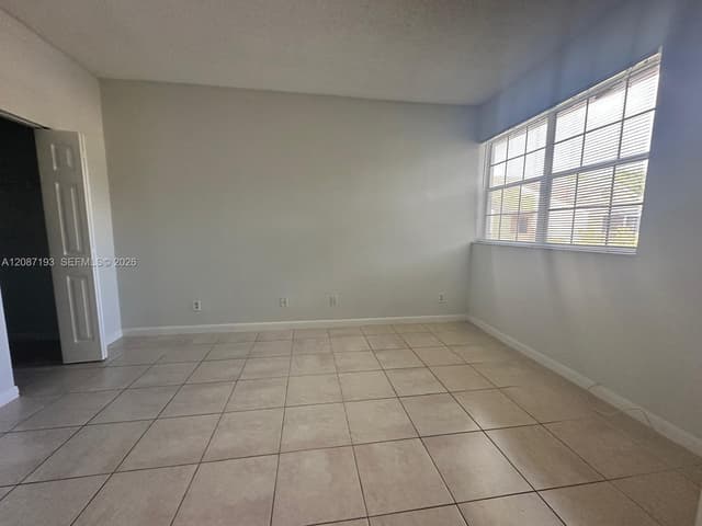 631 Cypress Lake Blvd # H17, Deerfield Beach FL 33064 - Deerfield Beach, FL - Photo 5