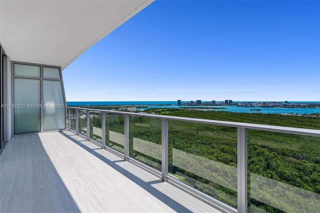 2411 Laguna # 2704, North Miami FL 33181 - North Miami, FL - Photo 5