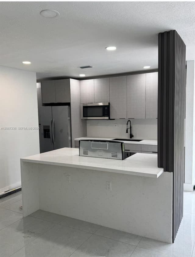 19201 NW 10th Ct, Miami Gardens FL 33169 - Miami Gardens, FL - Photo 5