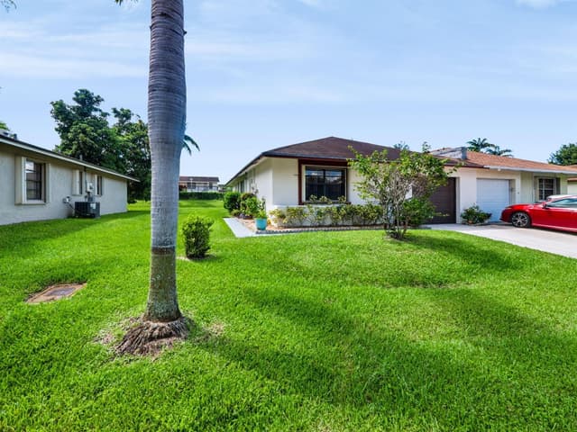 4948 Regina Court, West Palm Beach FL 33415 - West Palm Beach, FL - Photo 2