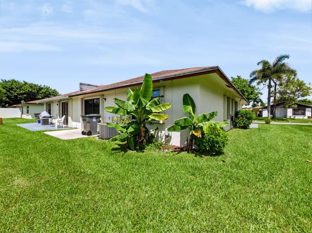 4948 Regina Court, West Palm Beach FL 33415 - West Palm Beach, FL - Photo 3