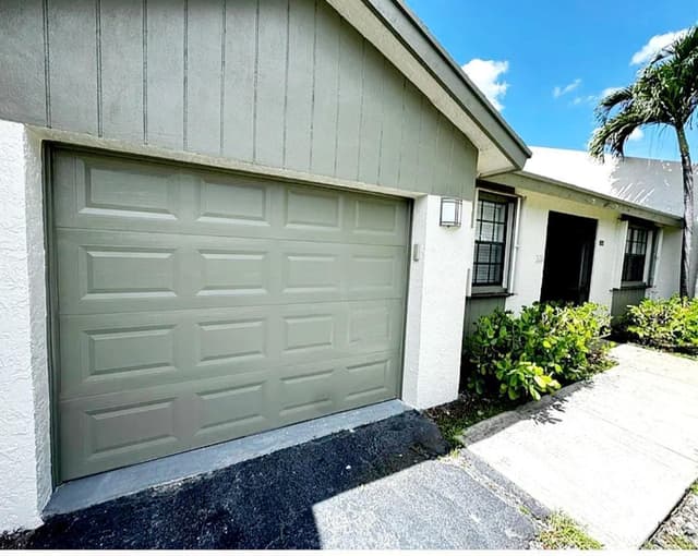 904 NW 50TH Court, Deerfield Beach FL 33064 - Deerfield Beach, FL - Photo 3