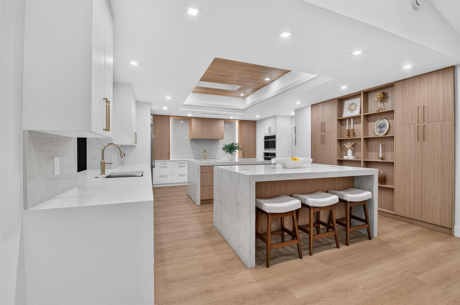 5107 PINEVIEW Circle, Delray Beach FL 33445