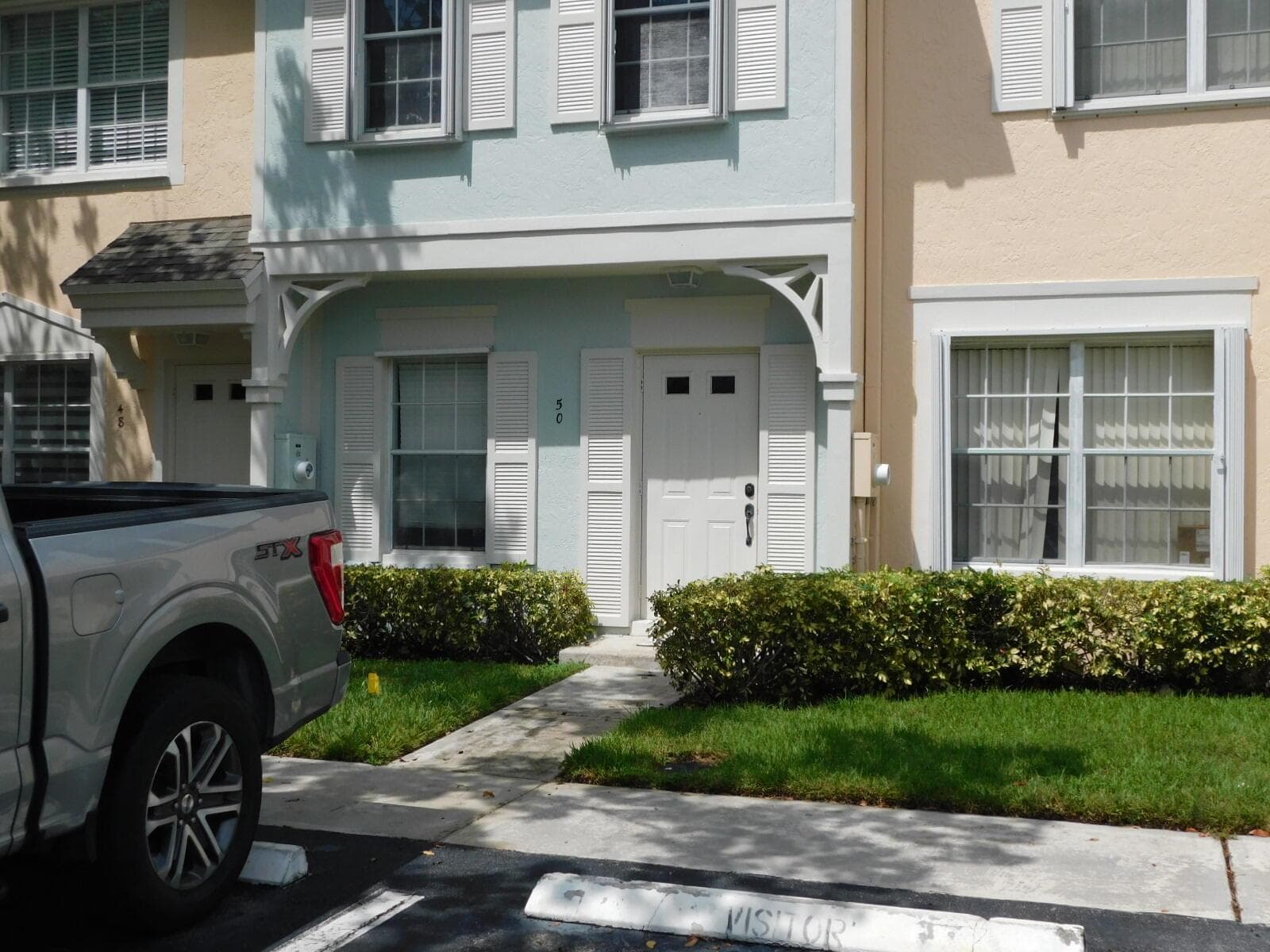 50 Simonton Circle, Weston FL 33326 - Weston, FL - Photo 1