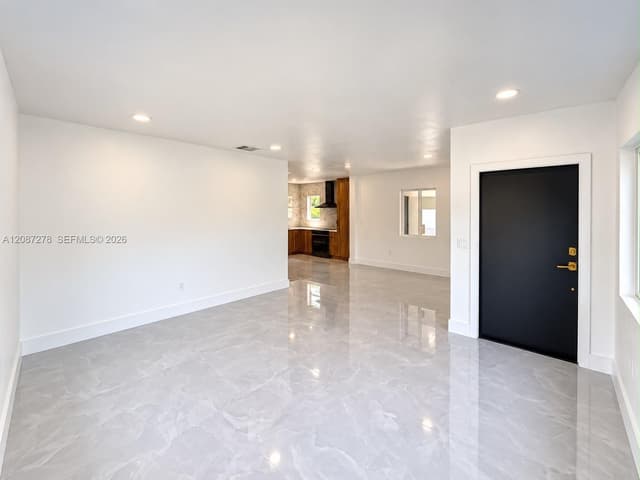 940 NW 67th St, Miami FL 33150 - Miami, FL - Photo 4