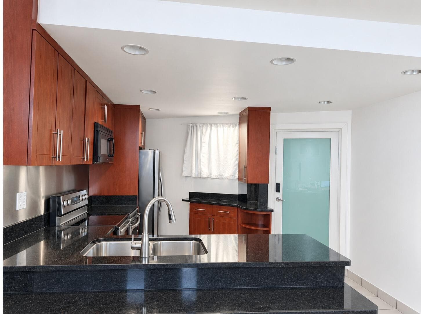 18720 NE 18TH Avenue # 217, Miami FL 33179 - Miami, FL - Photo 1
