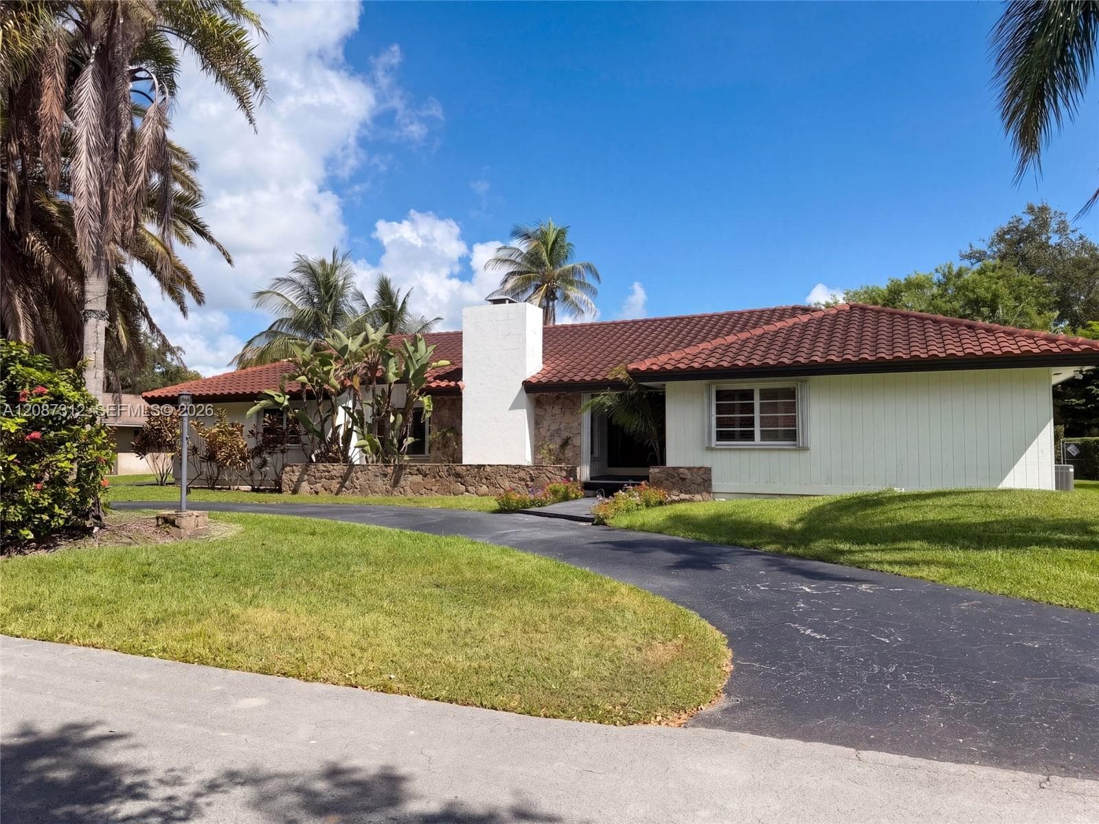 7745 SW 183rd Ter, Palmetto Bay FL 33157 - Palmetto Bay, FL - Photo 1