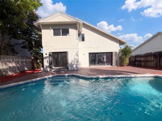 2496 Douglas Ave, Delray Beach FL 33444 - Delray Beach, FL - Photo 5