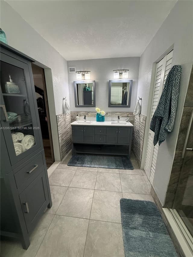 6821 W 2nd Ct, Hialeah FL 33014 - Hialeah, FL - Photo 2