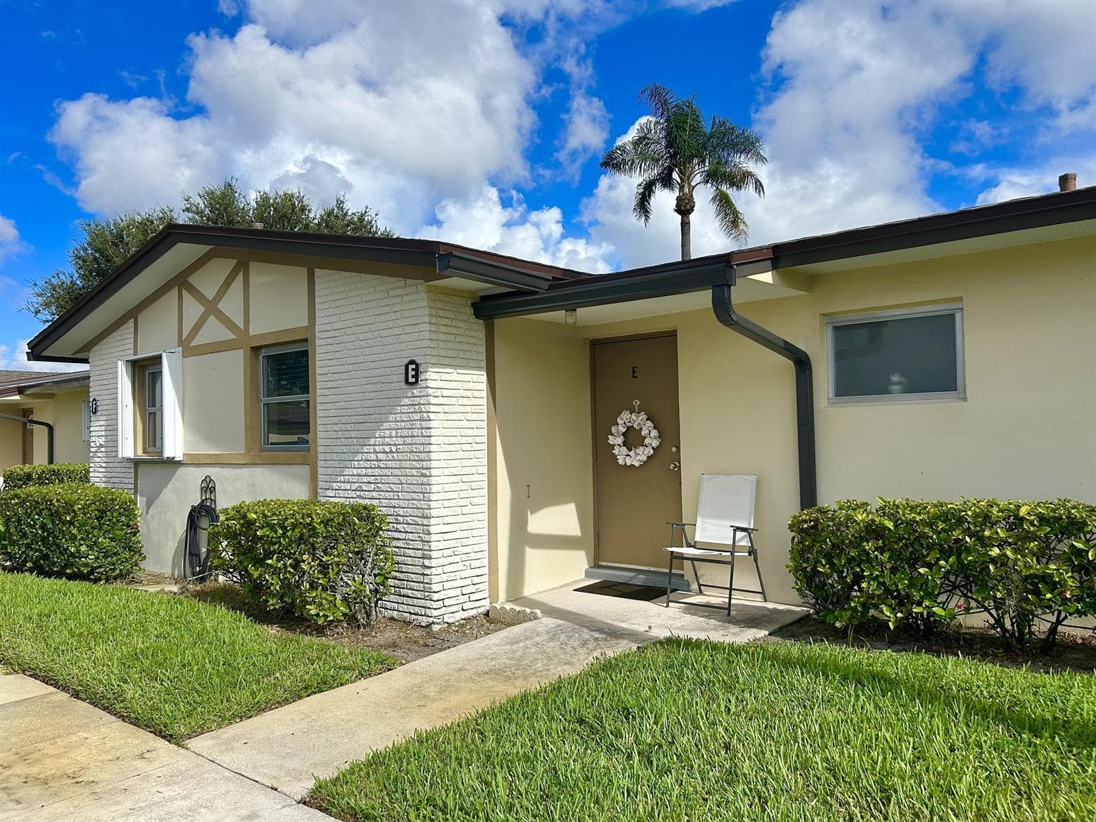 2811 Ashley Drive W, West Palm Beach FL 33415 - West Palm Beach, FL - Photo 1