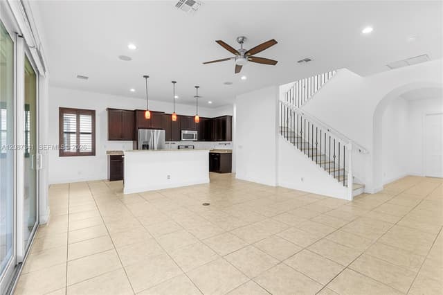 11925 NW 82nd St, Parkland FL 33076 - Parkland, FL - Photo 5