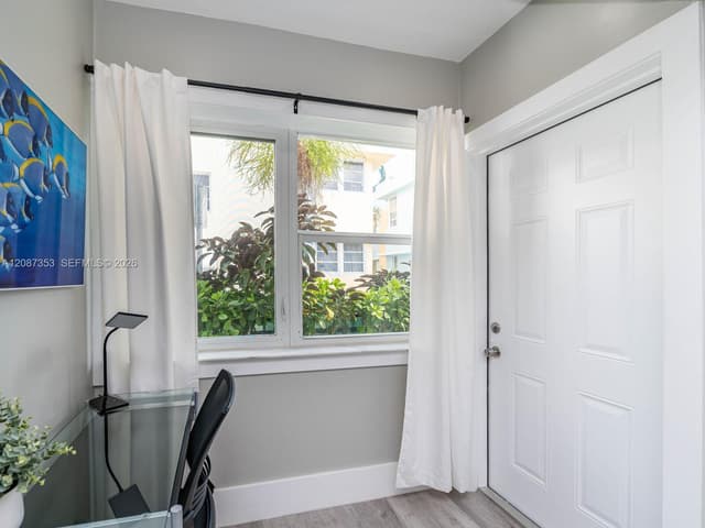 726 8th St, Miami Beach FL 33139 - Miami Beach, FL - Photo 5