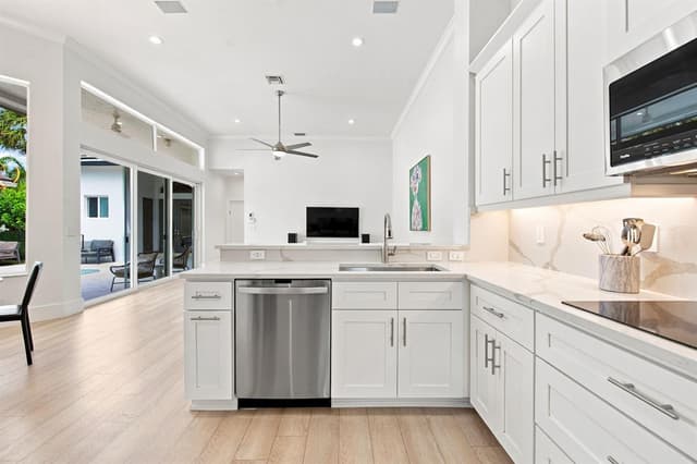 3320 NW 53RD Circle, Boca Raton FL 33496 - Boca Raton, FL - Photo 7