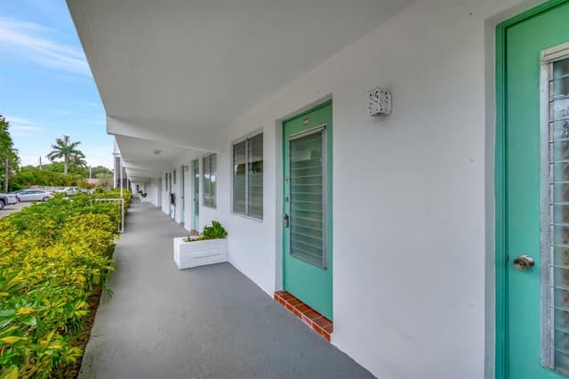 2161 NE 42nd Court, Lighthouse Point FL 33064 - Lighthouse Point, FL - Photo 5