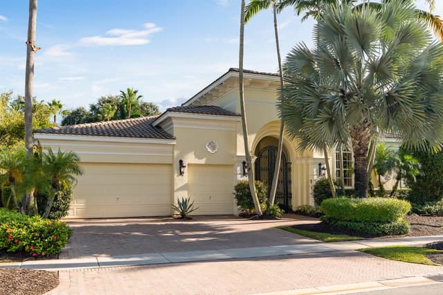 7555 Porto Vecchio Place, Delray Beach FL 33446 - Delray Beach, FL - Photo 2